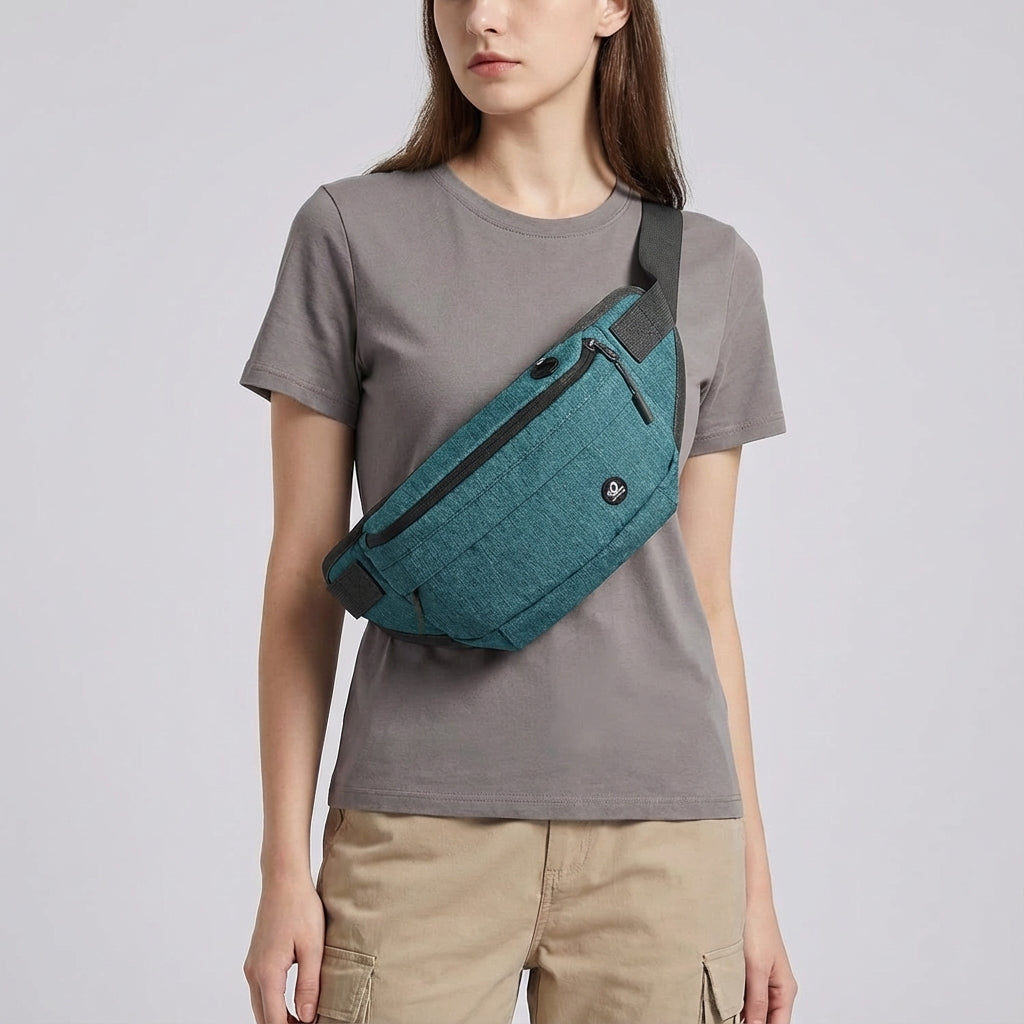 Zwarte nylon FlexSling opbergtas, veelzijdige slingtas, heuptas en crossbodytas in één.