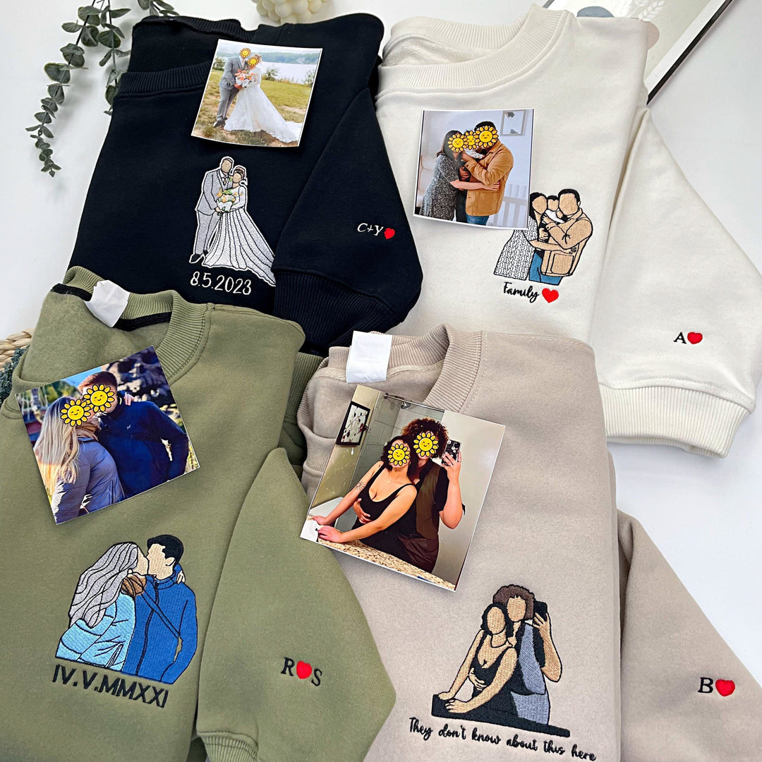 Unisex T-shirt met geborduurde persoonlijke foto, ideaal als gepersonaliseerd cadeau of herinnering.