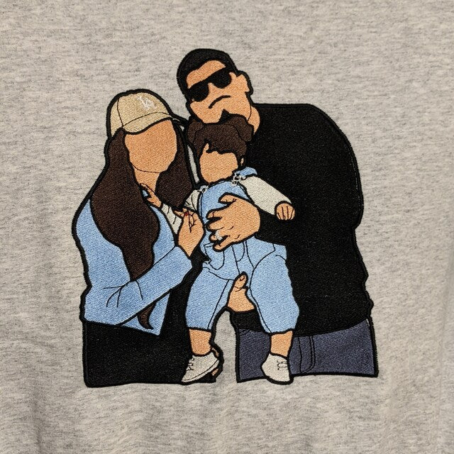 Warme unisex hoodie met geborduurde foto van hoge kwaliteit, een origineel en persoonlijk maatwerk cadeau.