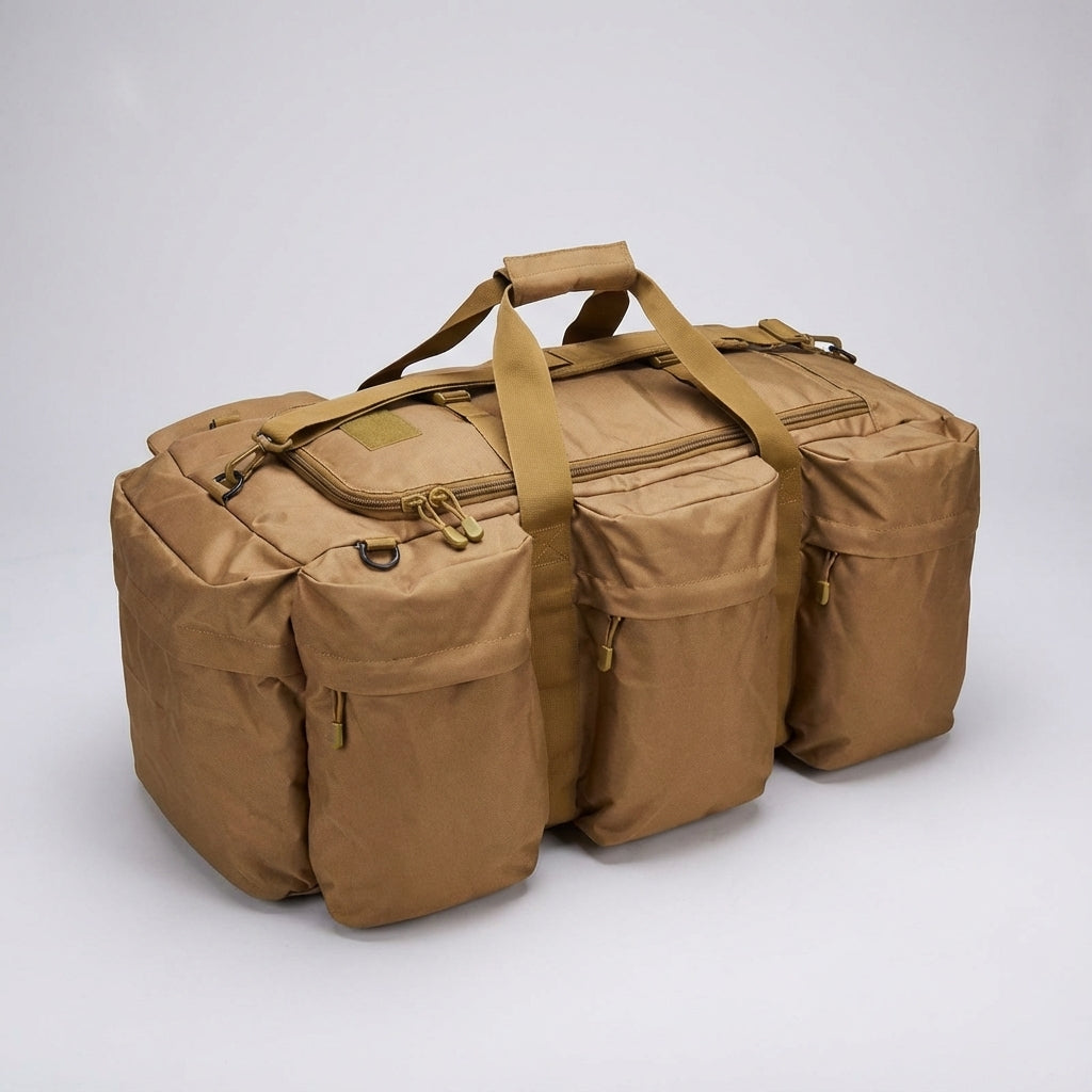 Sterke, waterbestendige stof van de TactiCarry tactische reistas, perfect voor duurzaam outdoor gebruik.