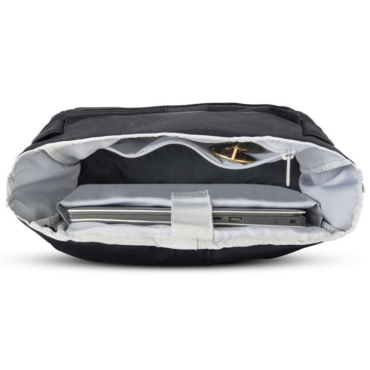 De UrbanFlow rolltop rugzak, jouw ideale partner voor dagelijks gebruik.