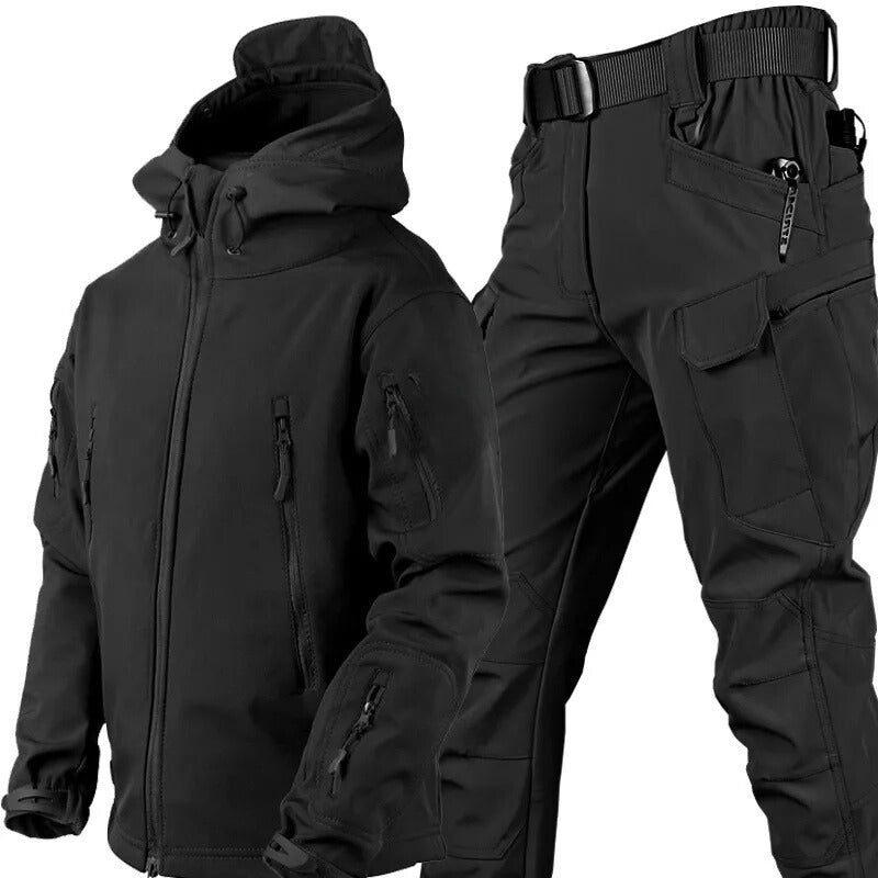 Functionele unisex outdoor set met fleece, water- en winddicht, voor complete bescherming in de natuur.