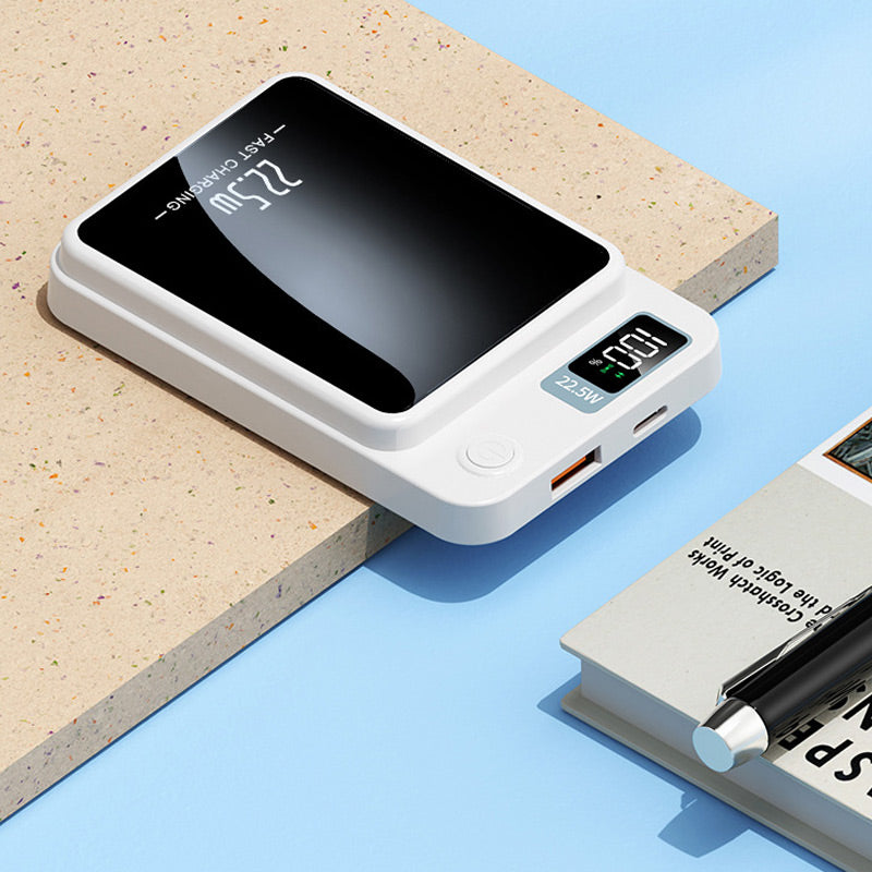 Slanke universele powerbank (10000mAh) met snellader en draadloze functie voor onderweg. Mobiele oplader.