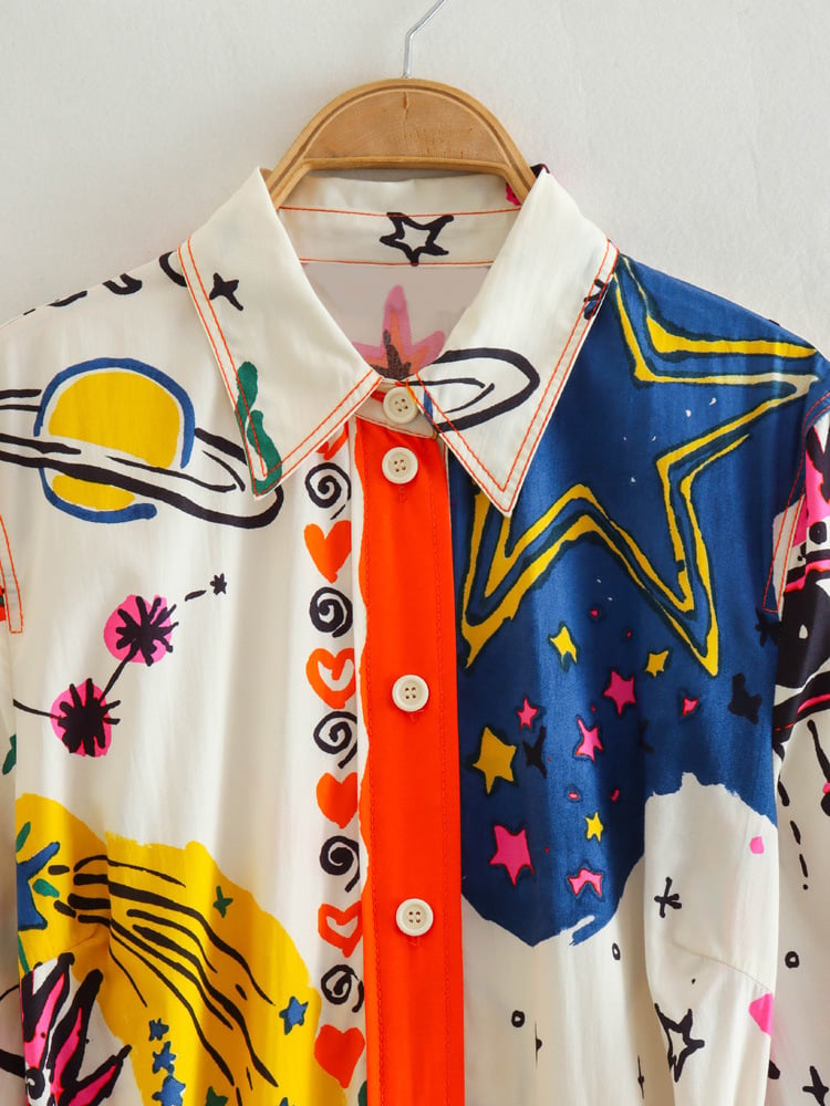 Boheemse dames maxi jurk met unieke print, een elegante overhemdjurk voor warme lentedagen.