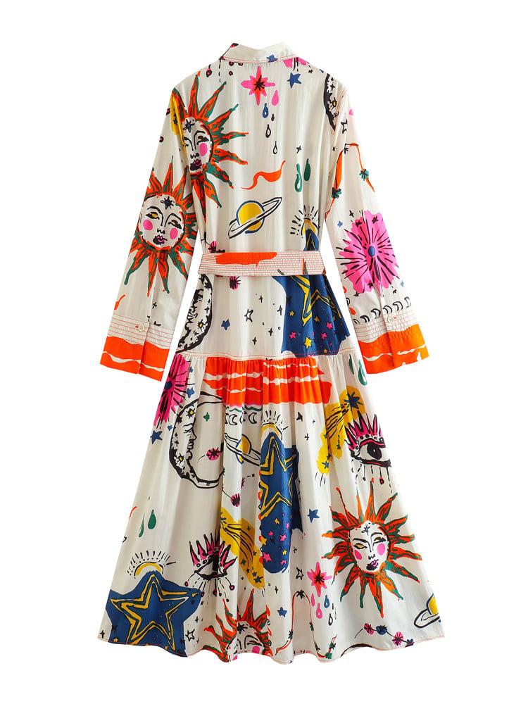 Lange zomerjurk voor dames, een comfortabele overhemdjurk met opvallende veelkleurige print.