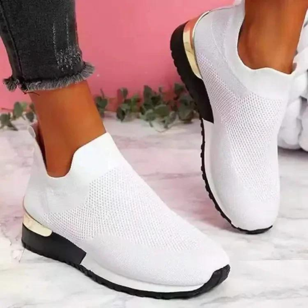 "Verona slip-on dames schoenen, modern en comfortabel, met ademend mesh in diverse kleuren voor een stijlvolle look."