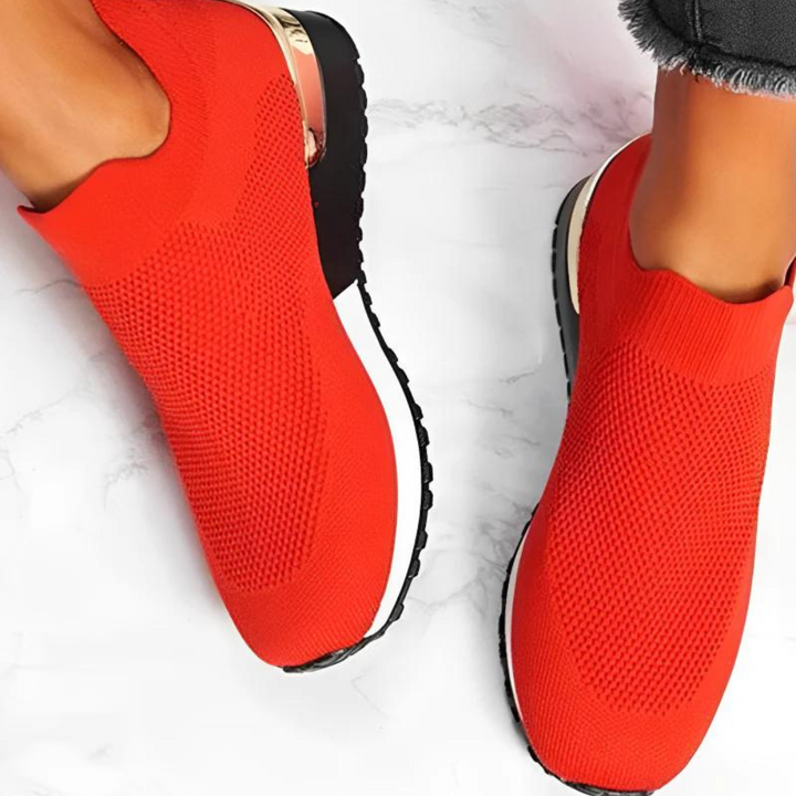 "Verona slip-on dames schoenen, modern en comfortabel, met ademend mesh in diverse kleuren voor een stijlvolle look."