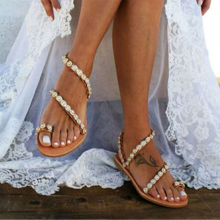 Verstelbare Nia dames sandalen, bruin, met anti-slip zool. Comfortabele slippers voor casual en elegante outfits.