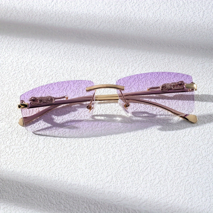 "Vintage vierkante heren zonnebril, stijlvolle look met ontspiegelde glazen, elegant en functioneel design."