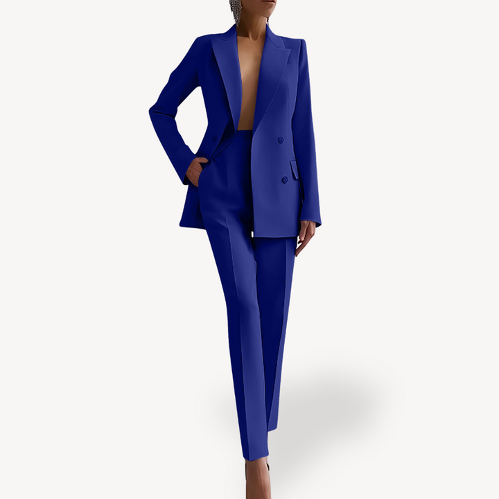 Dames blazer set als complete kantooroutfit, straalt professionaliteit en elegantie uit.