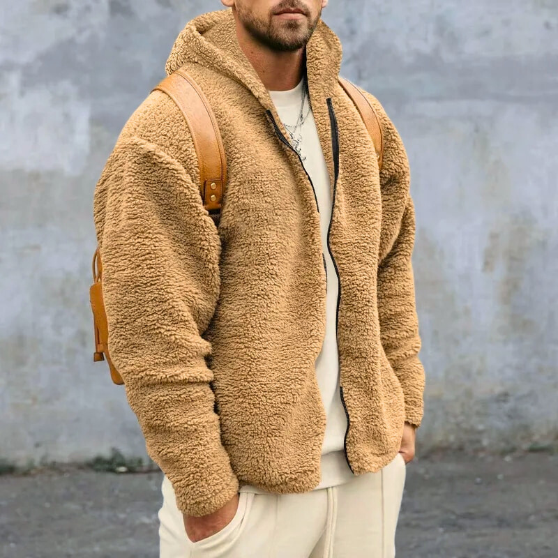 Warm khaki heren capuchonvest met rits, comfortabel voor winterse dagen en casual buitenactiviteiten.