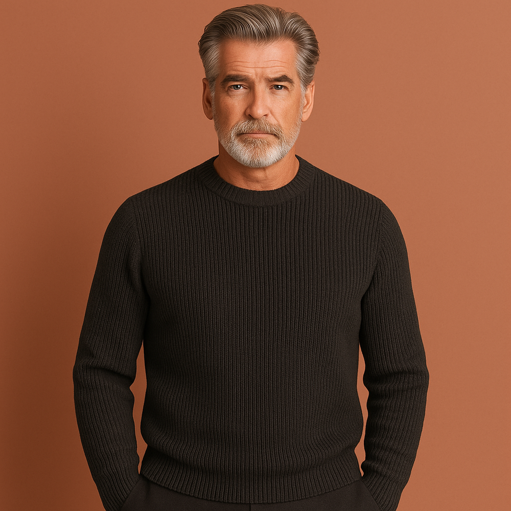 Tijdloze heren trui voor casual look. Comfortabele rondehals pullover, perfect voor herfst en winter mode.