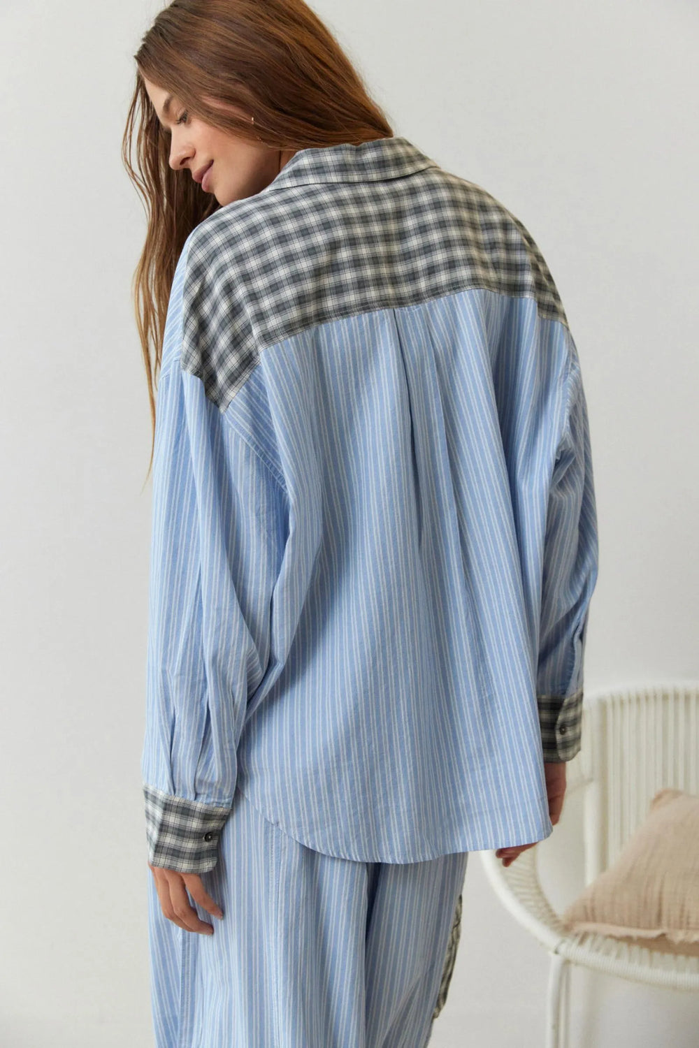 Zachte en warme fleece pyjama set voor dames, comfortabele winter nachtkleding en loungewear.