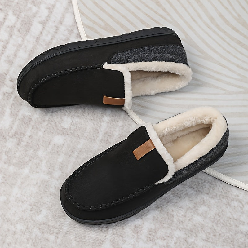 Zachte, warme heren pantoffels, perfecte binnenschoenen voor de koude dagen.