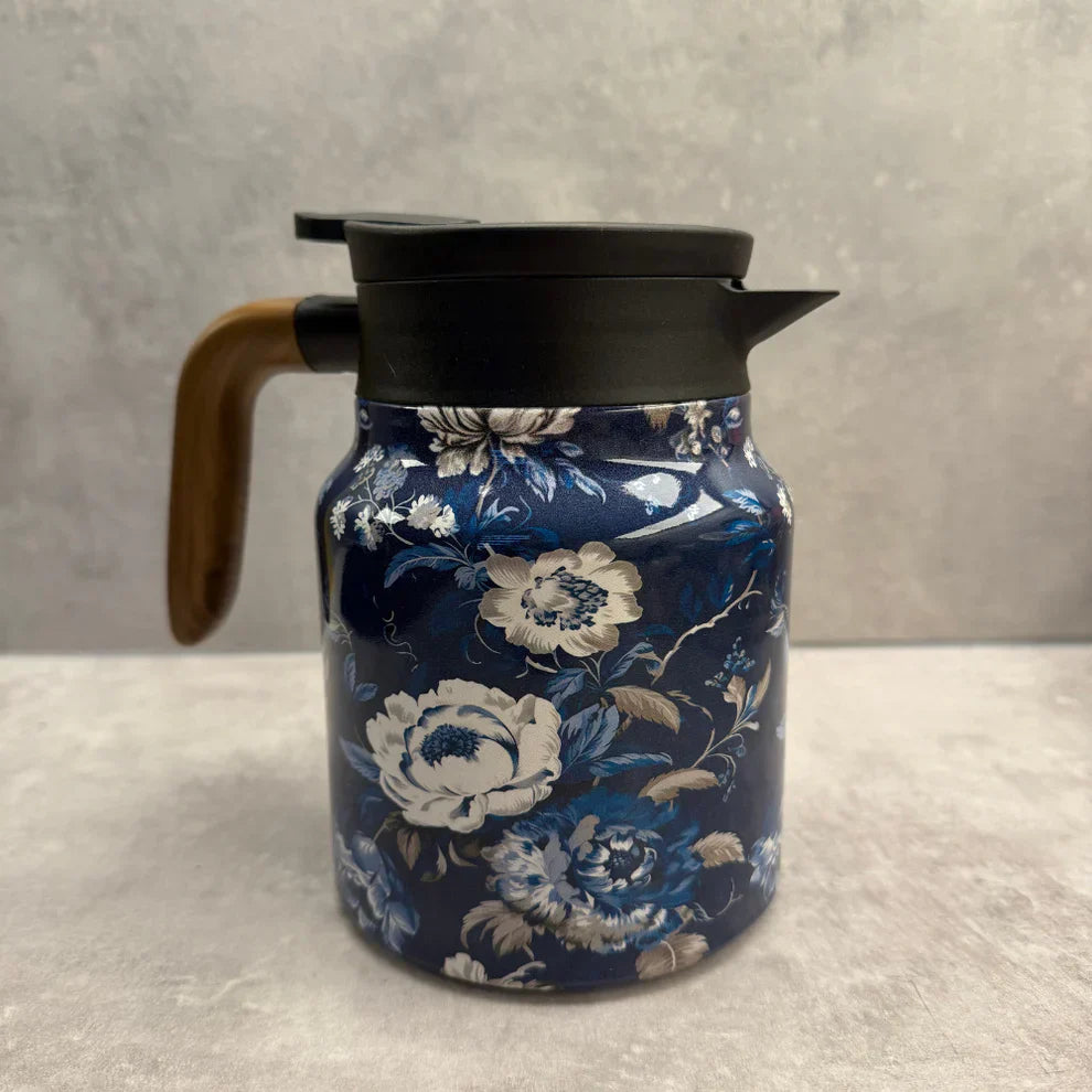 Warme drank serveren met deze multifunctionele theepot en warmhoudkan in RVS.