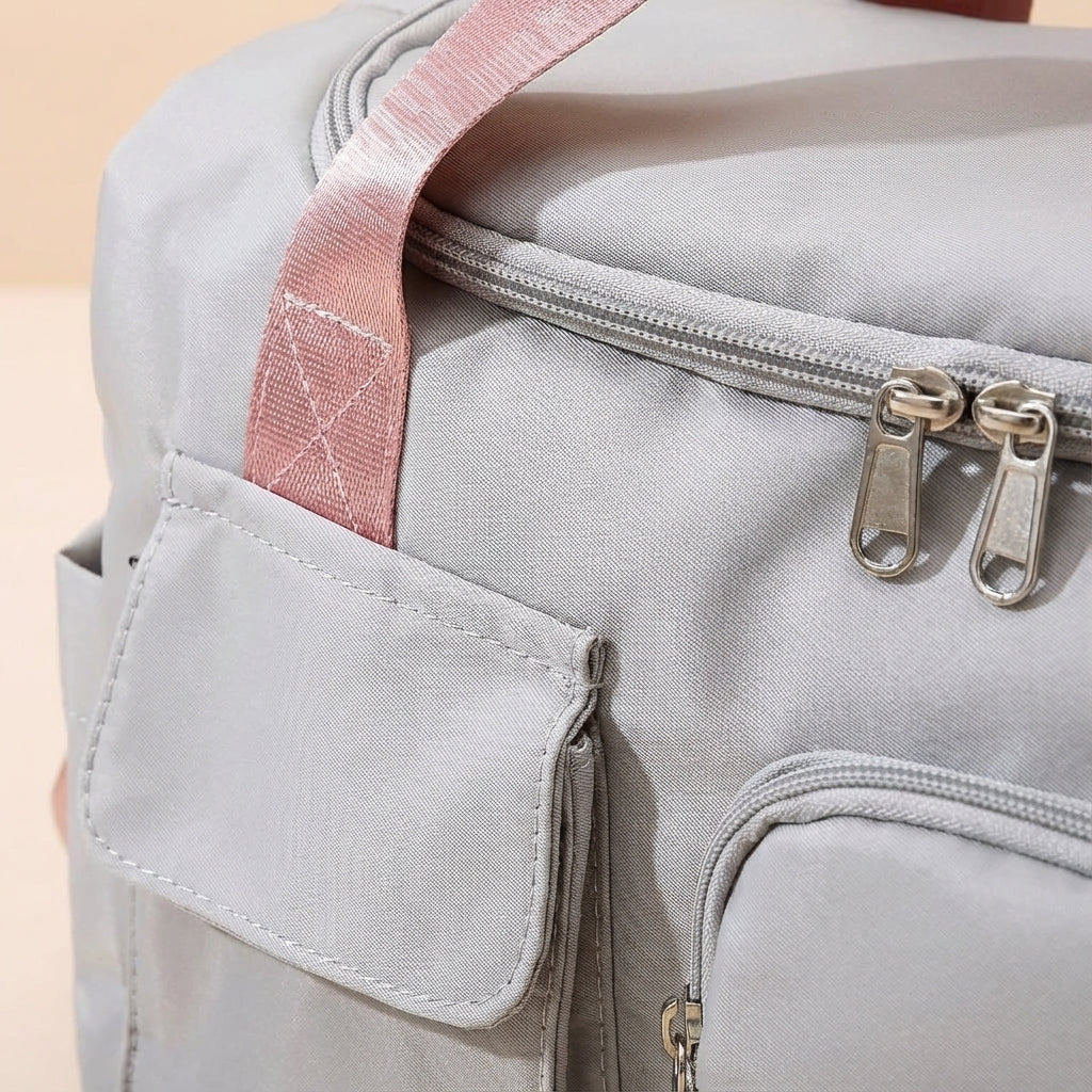 Georganiseerde Travellea duffel met apart schoenenvak en natvak. Perfecte waterbestendige nylon sporttas/reistas.