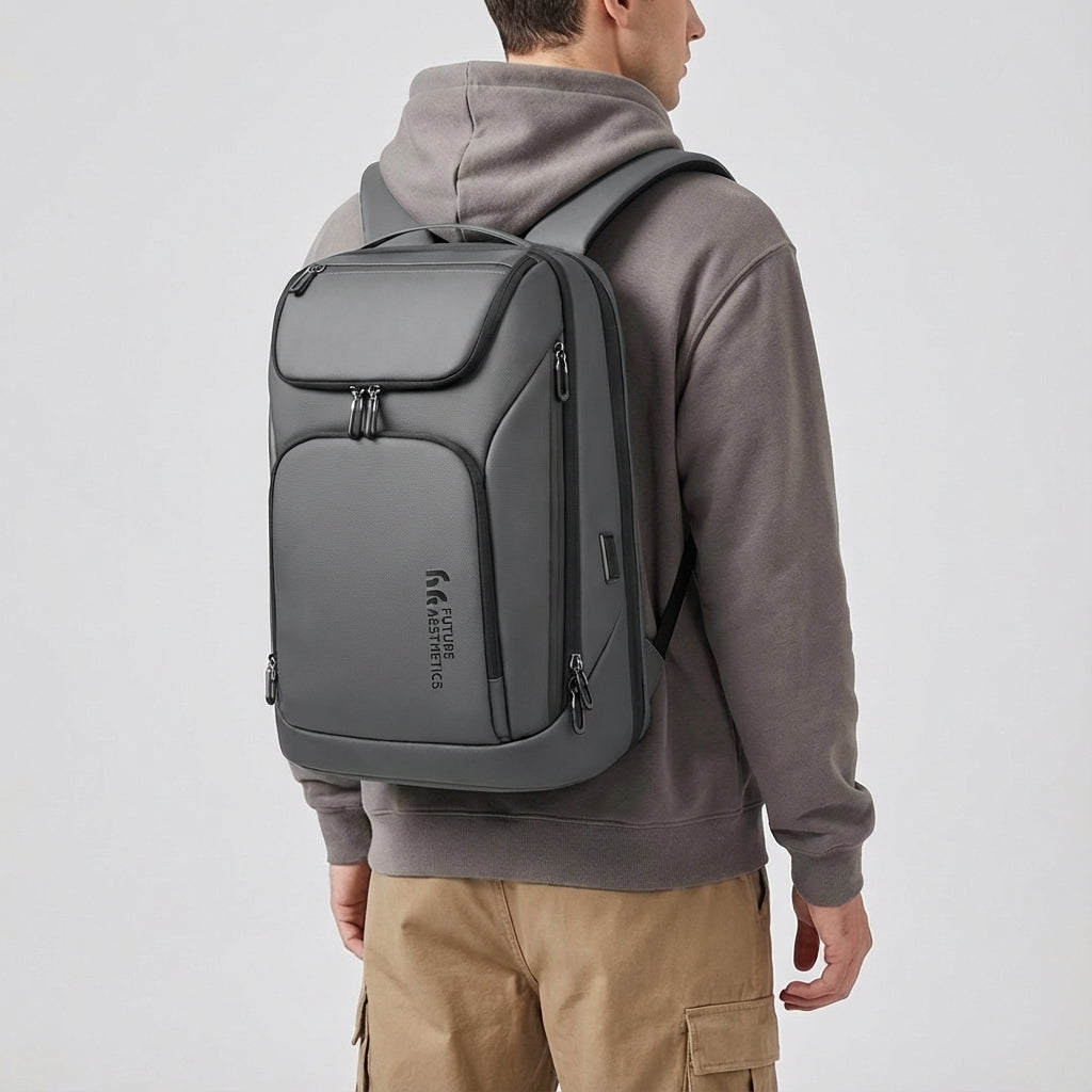 Duurzame waterdichte laptop rugzak met stevig materiaal en bescherming voor 17,3 inch laptops; multifunctioneel.