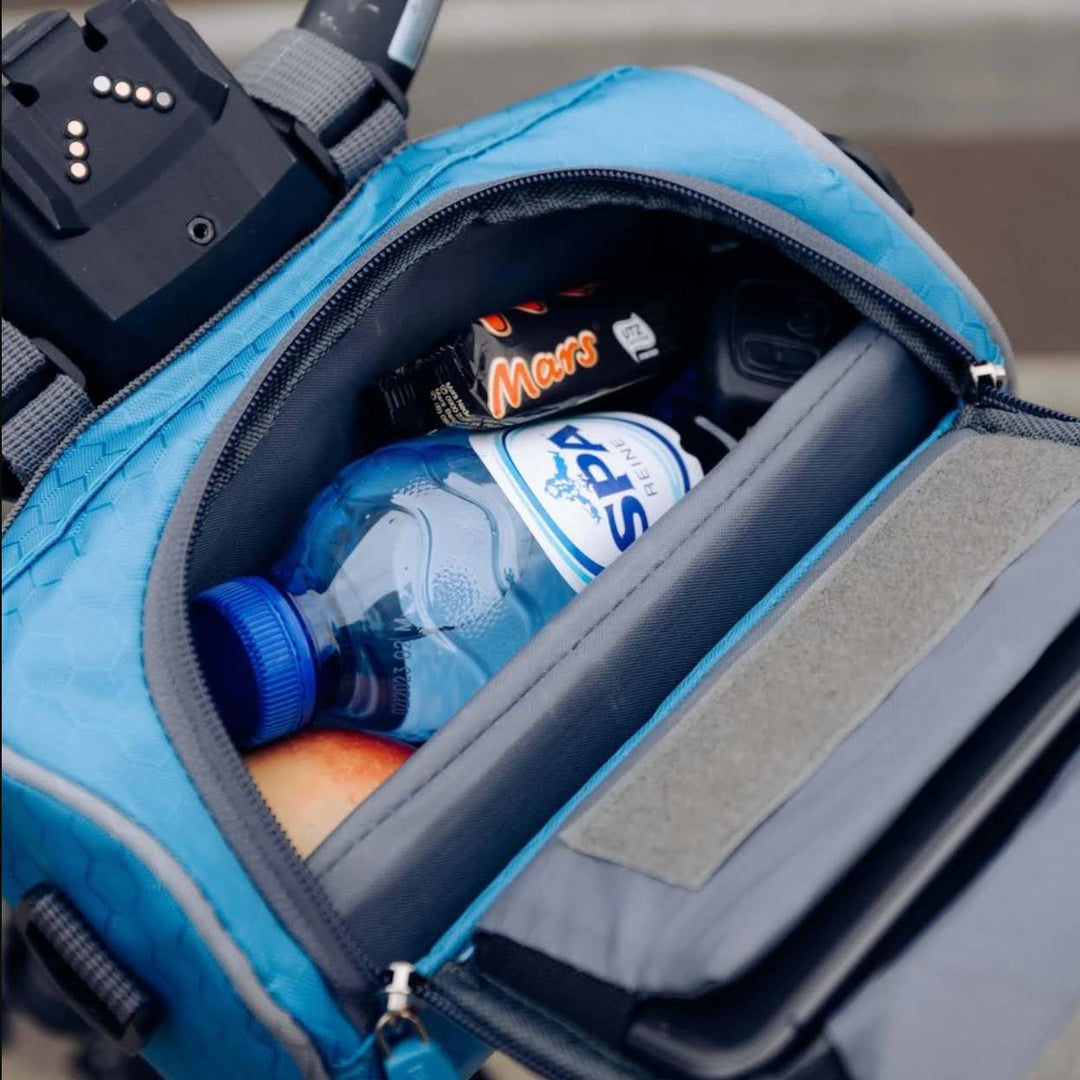 Fietstas met telefoonhouder en touchscreen, waterdicht en verstelbaar. Perfecte opbergtas voor elke fietsrit.