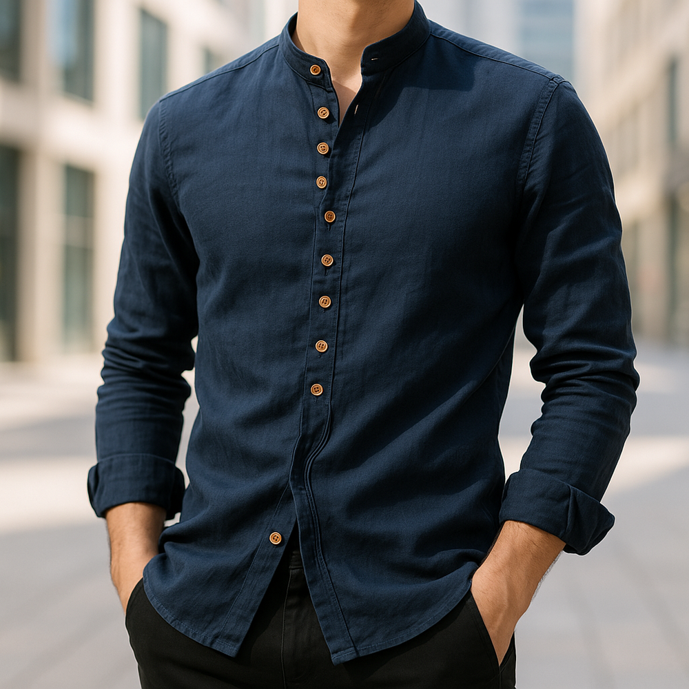 Marineblauw Ryan heren overhemd, comfortabel en modern. Lange mouwen, losse pasvorm, ideaal voor casual zomer looks.