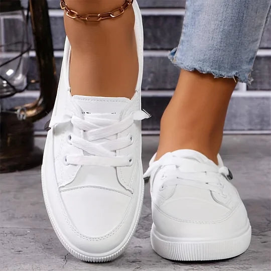 Dames lage schoenen met innovatieve ergonomische zool en schokabsorberende demping, superieur comfort.