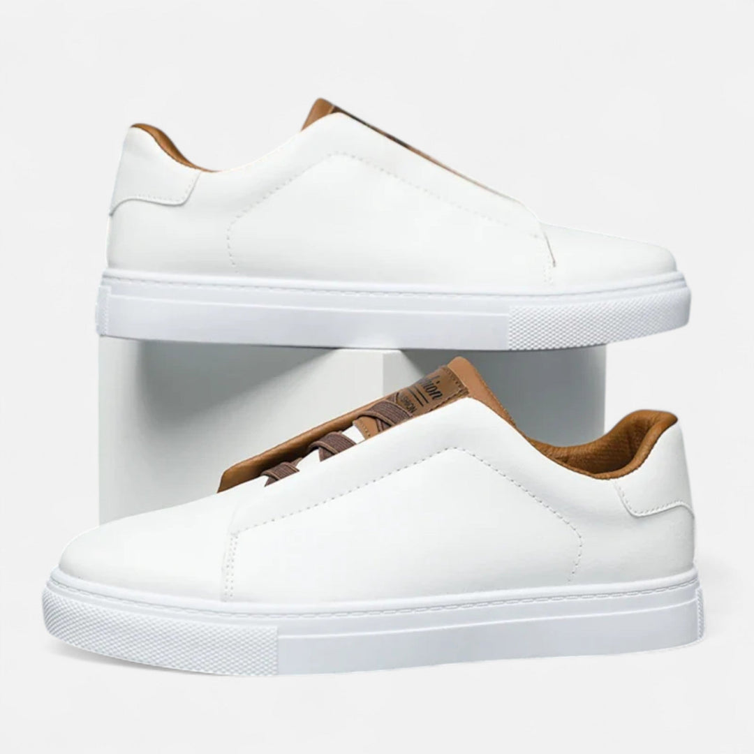 Witte heren slip-on sneakers Noah, comfortabel en stijlvol voor dagelijks casual gebruik.
