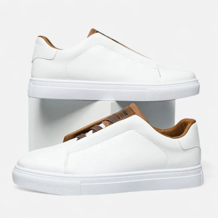 Witte heren slip-on sneakers Noah, comfortabel en stijlvol voor dagelijks casual gebruik.
