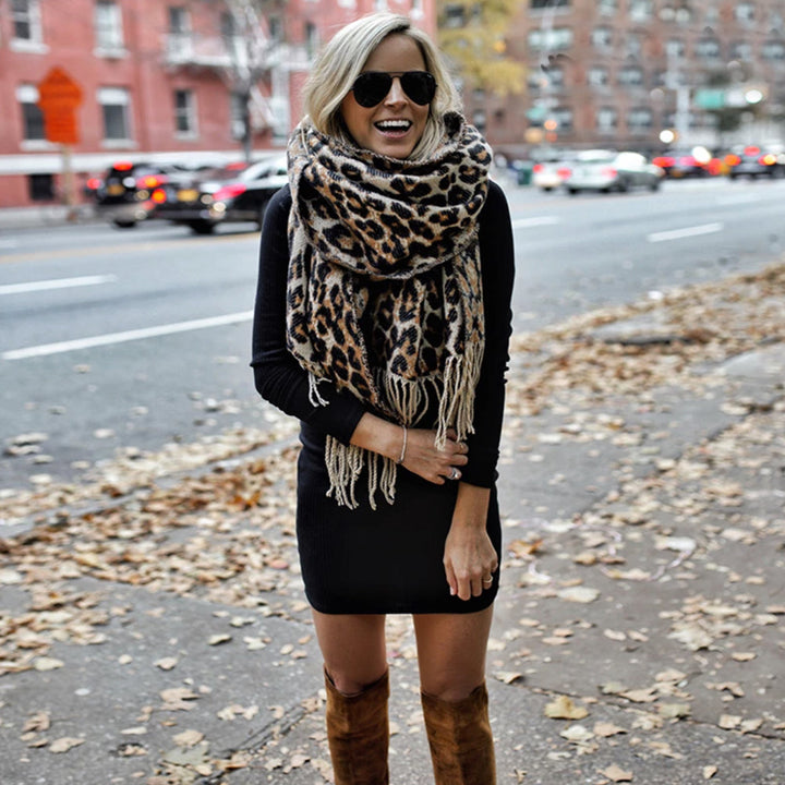 XL wollen dames sjaal met trendy luipaardprint, warm en zacht voor de winter.