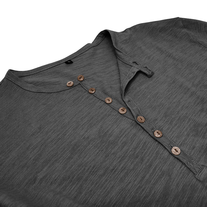 Zacht katoenen heren Henley shirt, lange mouw, casual look, ultrazachte stof, stijlvolle zeven knopen, flatterende pasvorm.