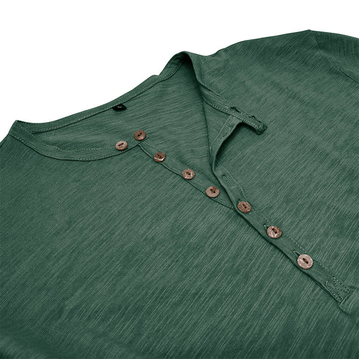 Zacht katoenen heren Henley shirt, lange mouw, casual look, ultrazachte stof, stijlvolle zeven knopen, flatterende pasvorm.