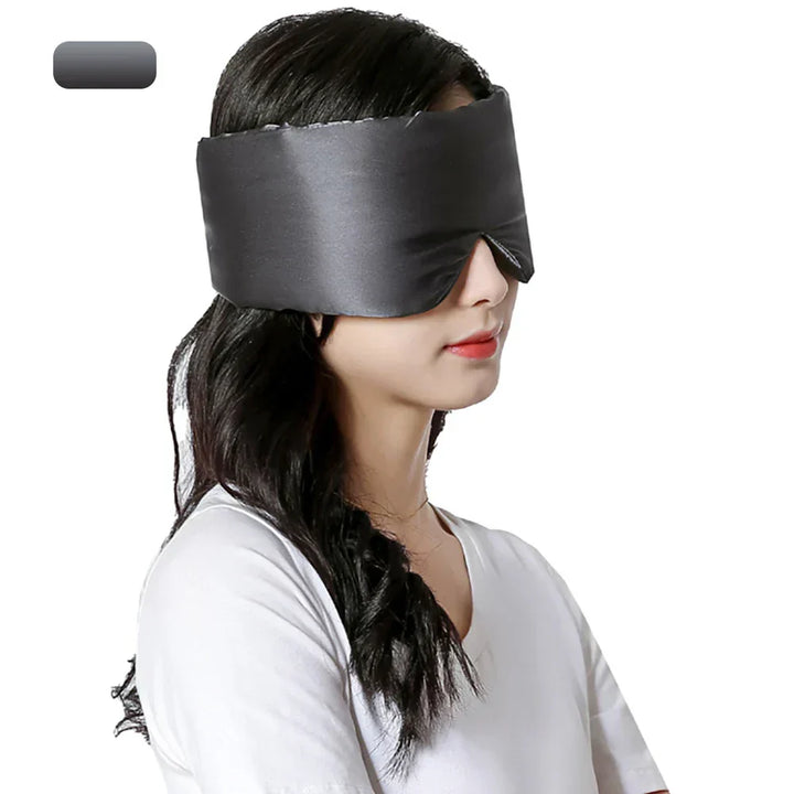 "Zacht mulberry zijde slaapmasker, luxe comfort, blokkeert licht effectief, verstelbare band, ideaal voor vrouwen."
