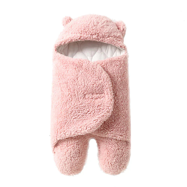 Veilige babyslaapzak wikkeldeken houdt baby warm en geborgen, voor rustige nachten en zoete dromen.