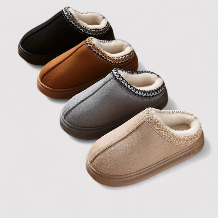 Duurzame antislip zool van hoogwaardige unisex pantoffels, voor veilige stappen en comfortabel thuis relaxen.