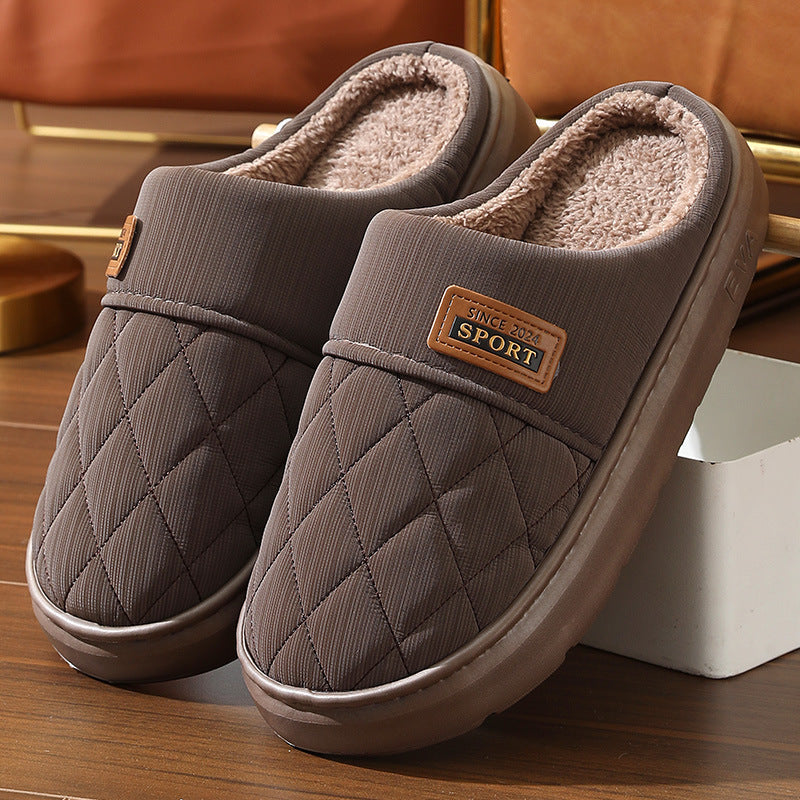 Zachte unisex pantoffels voor dames en heren, ideaal voor comfort en warmte binnenshuis.