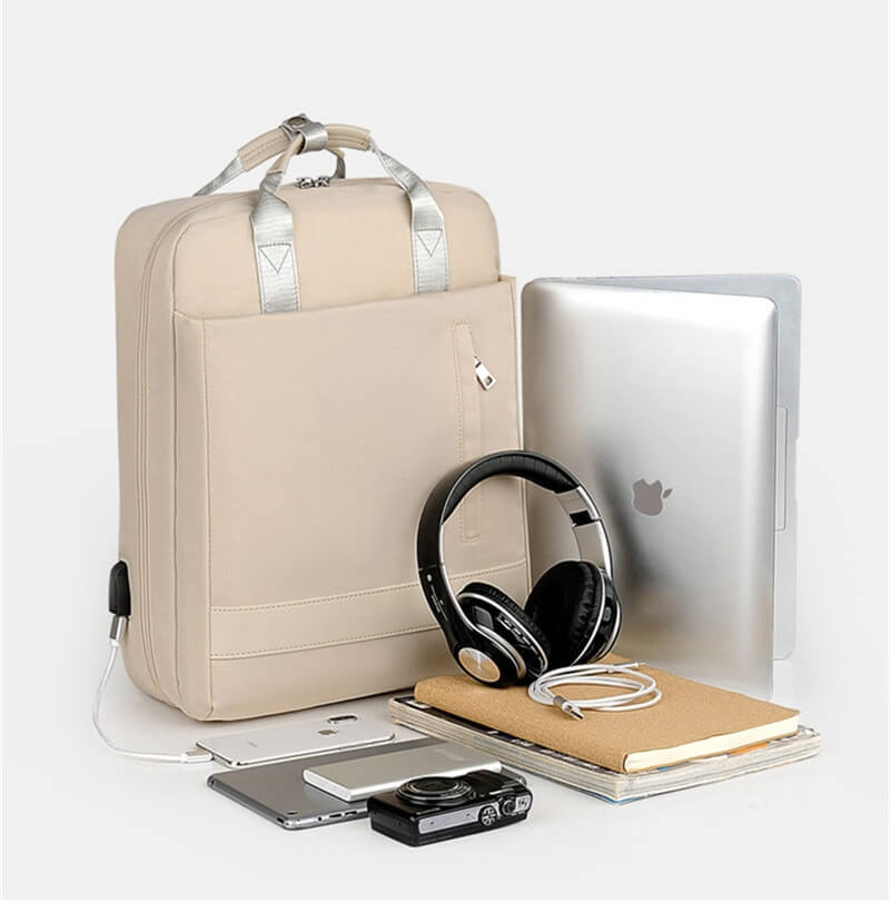 Compacte anti-diefstal reisrugzak van oxford stof, zwart, met geïntegreerde USB en veilige ritsen.