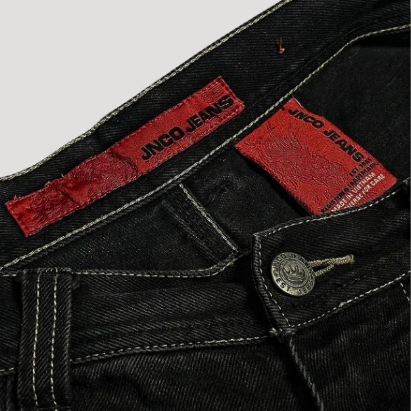 Veelzijdige zwarte damesjeans, baggy fit en hoge taille, een must-have voor elke casual garderobe.