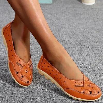 Comfortschoenen dames: klassieke loafers met flexibele, schokabsorberende zool, ontworpen voor pijnvrij lopen.