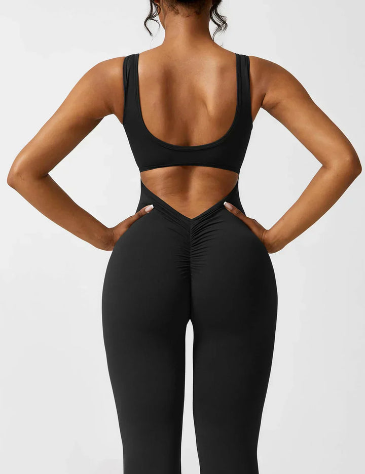 Stijlvolle olijfgroene shaping jumpsuit voor dames, flared pijpen.
