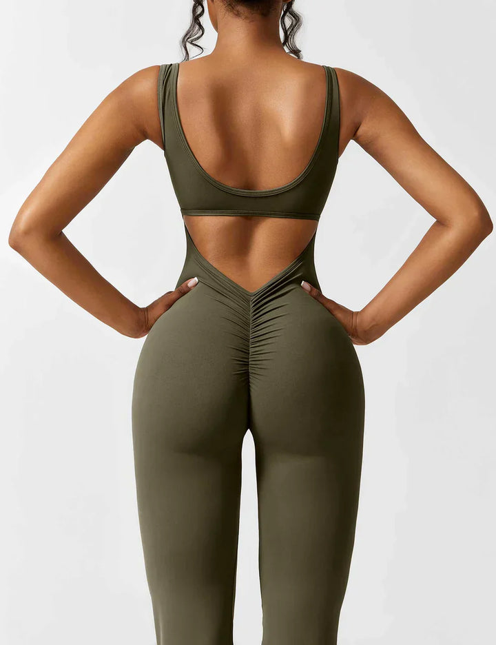Donkerblauwe comfortabele flared jumpsuit met shaping en stijlvolle V-rug.