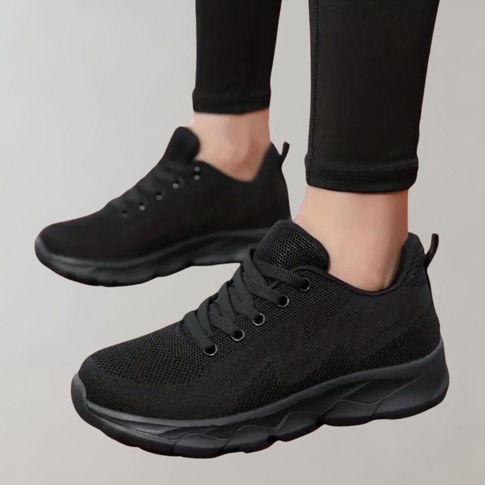 Lage dames outdoor schoenen voor wandelen, sportief en veelzijdig, met comfort en fris loopgevoel.