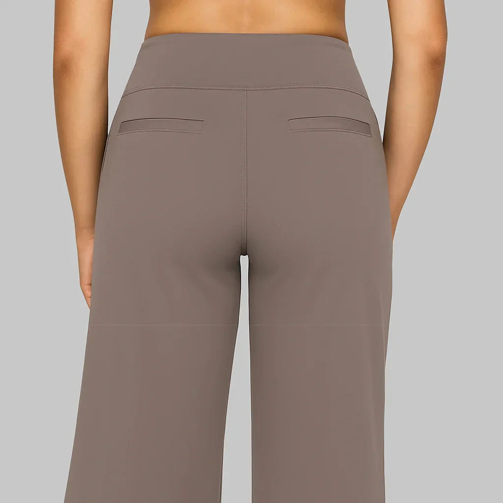 Kreukvrije damesbroek met wijde pijpen en hoge taille, ideaal voor comfortabele en chique mode.