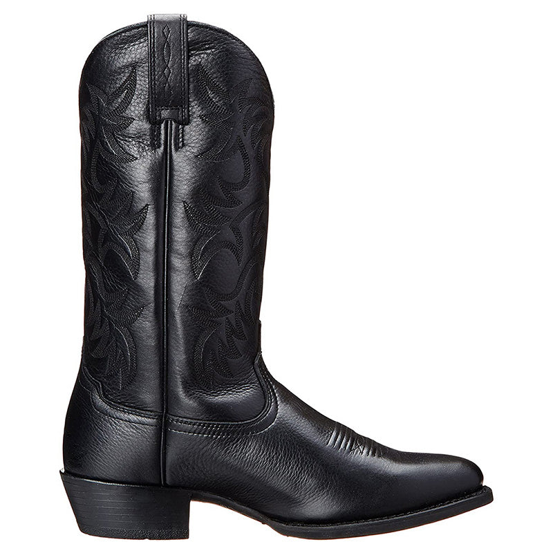 Heren cowboylaarzen in bruine tinten met spitse neuzen en sierlijke stiksels voor een authentieke western uitstraling.