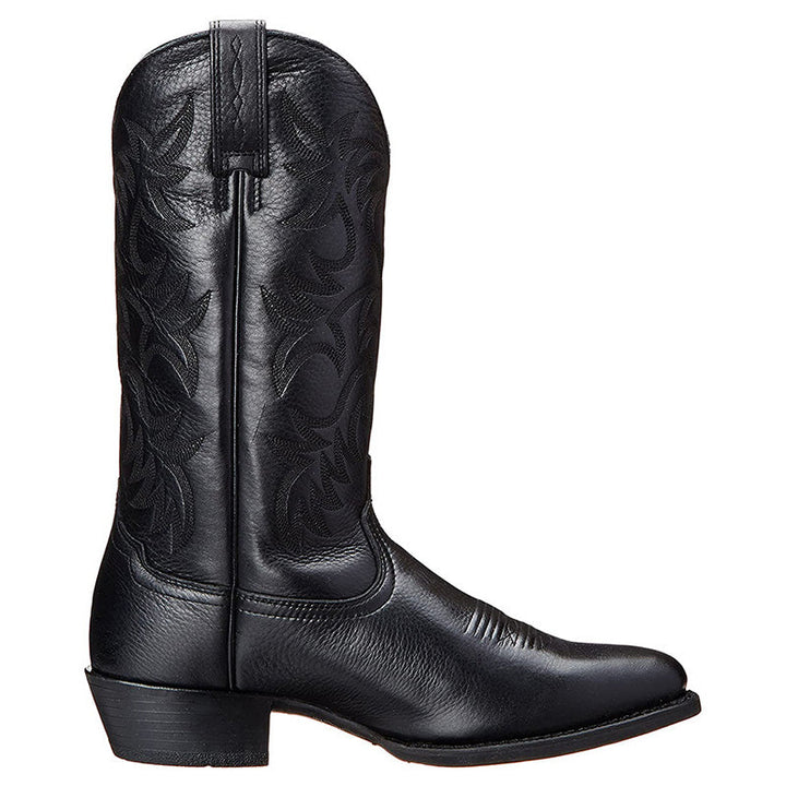 Heren cowboylaarzen in bruine tinten met spitse neuzen en sierlijke stiksels voor een authentieke western uitstraling.