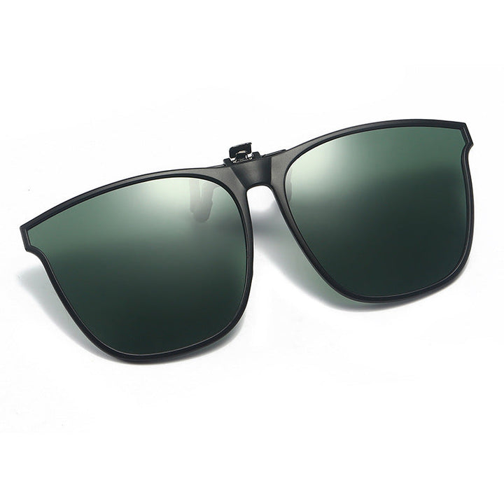 Compacte gepolariseerde clip-on zonnebril, perfect voor reizen; biedt anti-glans en UV400 oogbescherming.