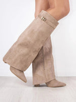 Beige suède