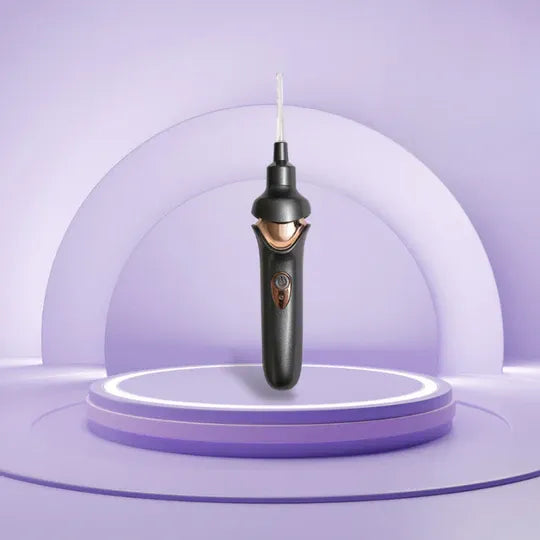 "Zwarte pijnloze oorreiniger met LED en siliconen tip voor veilige oorsmeer verwijdering, ergonomisch en USB-oplaadbaar."