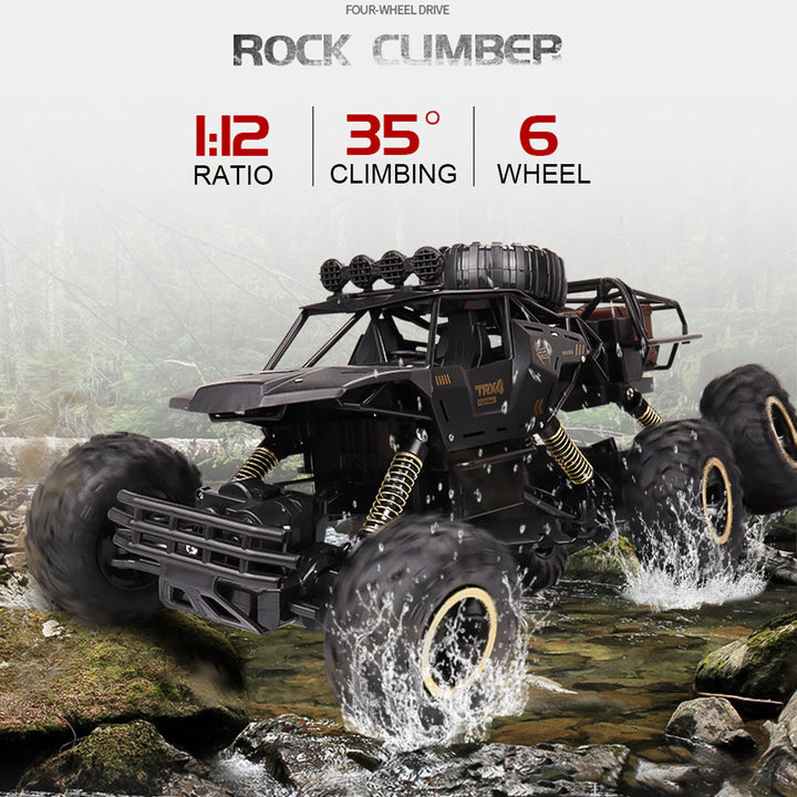 Elektrische RC monster truck 6x6 off-road met 2.4GHz afstandsbediening, perfect voor outdoor races.