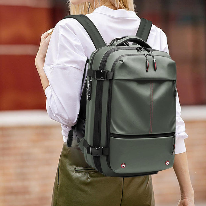 Uitbreidbare 60 liter vacuüm reisrugzak, unisex en waterdicht, perfect voor lange trips met veel bagage.