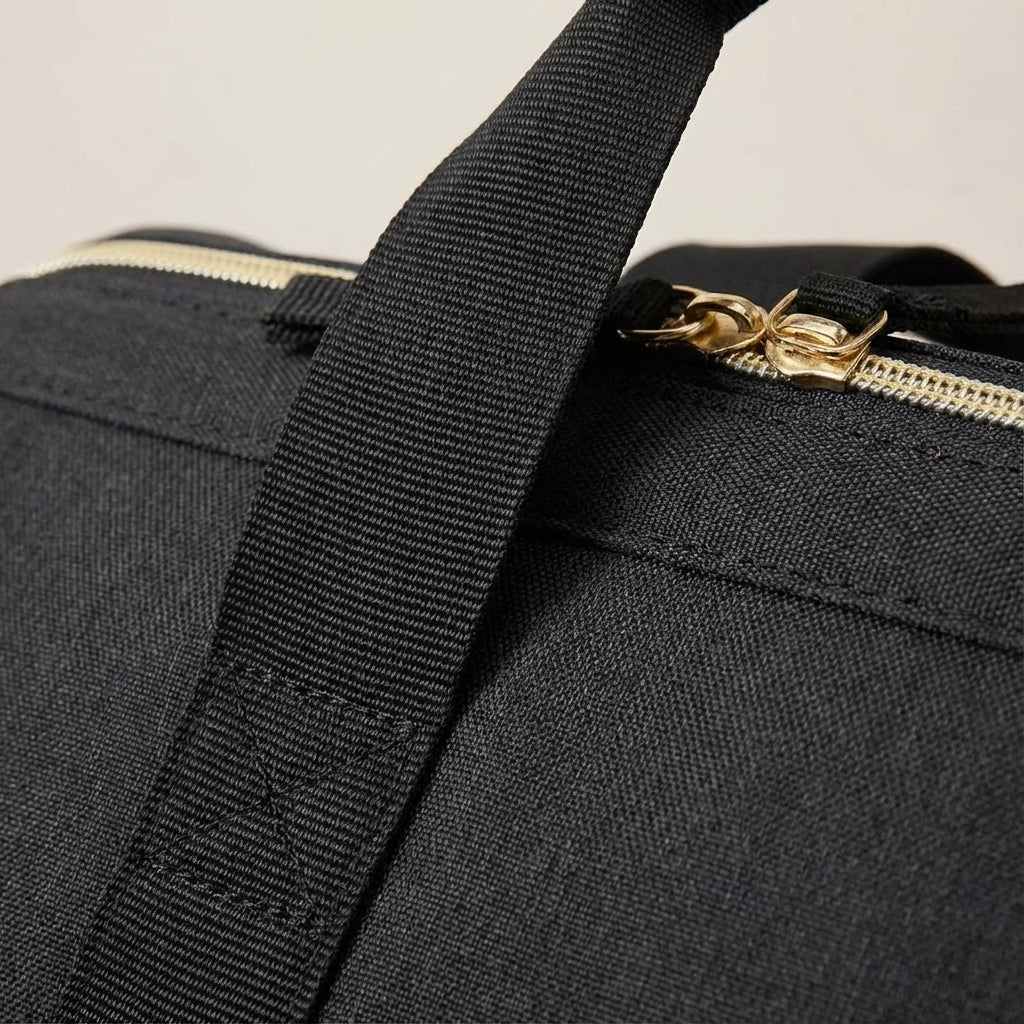 Voyagia waterbestendige reisduffel (zwart, 33 liter) voor comfortabel reizen. Handige unisex sport- en weekendtas.