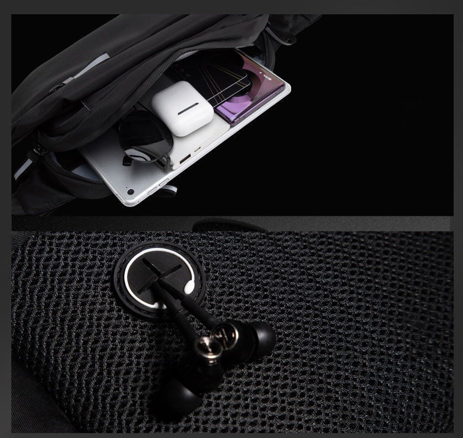 Multivak reistas heuptas in zwart nylon, handsfree opbergen van essentials voor onderweg.